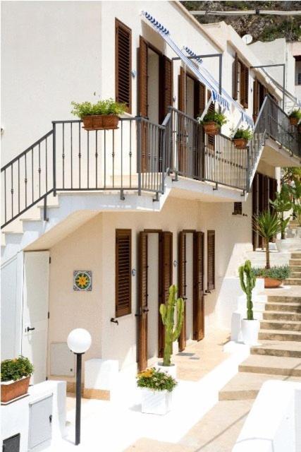 La Plaza Residence Levanzo Exterior photo